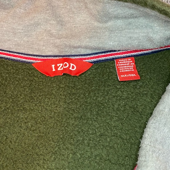 Izod Pullover Fleece - Picture 2 of 2